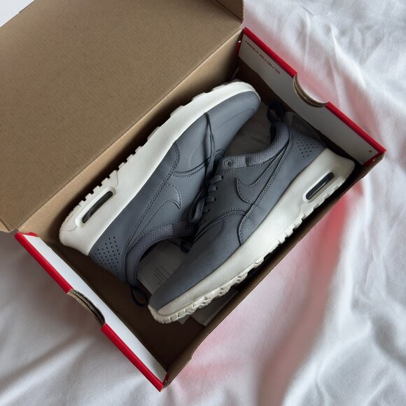 Nike Womens Air Max Thea Premium Cool Grey Size 6 - Picture 1 of 6